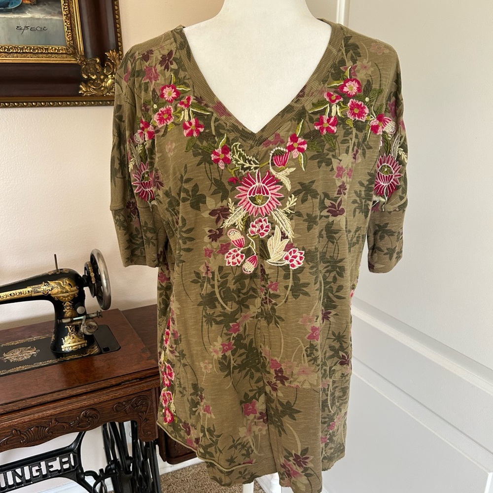 Sundance Olive Floral Embroidered Blouse